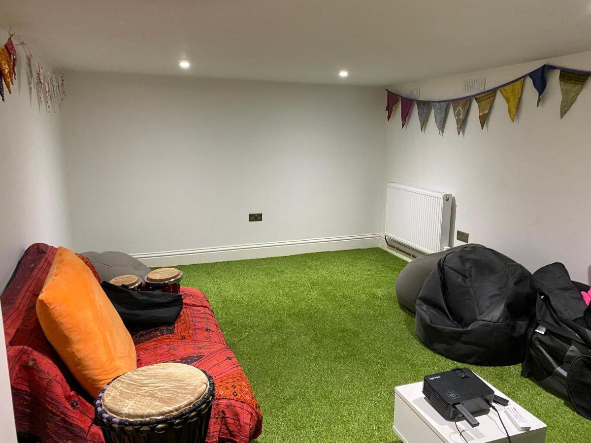 Westgate Two-Bedroom Homestay Suite Экстерьер фото